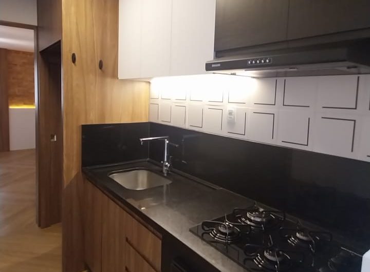 Apartamento para alugar possuí 86,10 M² com 02 dormitórios no Água Verde, Curitiba/PR