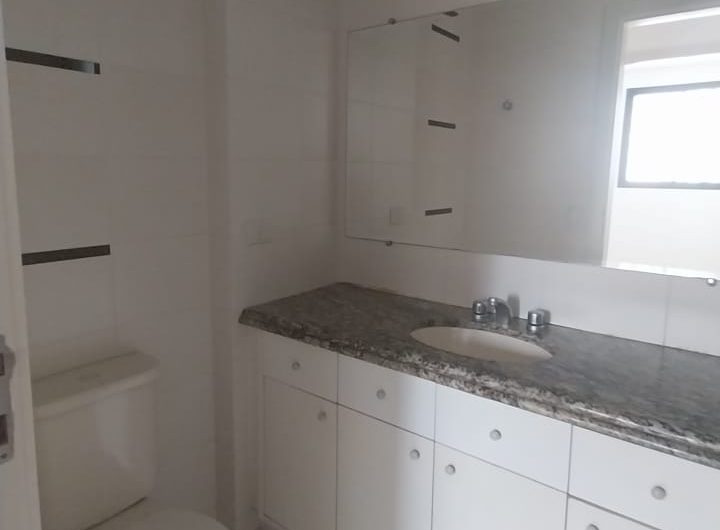 APARTAMENTO PARA ALUGAR POSSUÍ 164,00 m² COM 03 DORMITÓRIOS NO CENTRO, CURITIBA/PR