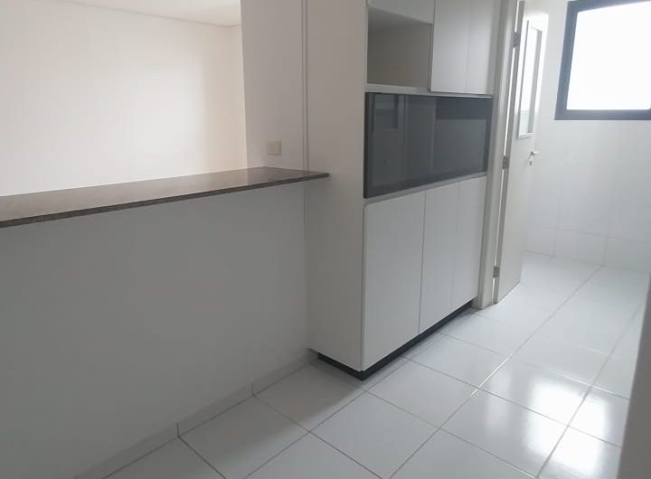 APARTAMENTO PARA ALUGAR POSSUÍ 164,00 m² COM 03 DORMITÓRIOS NO CENTRO, CURITIBA/PR