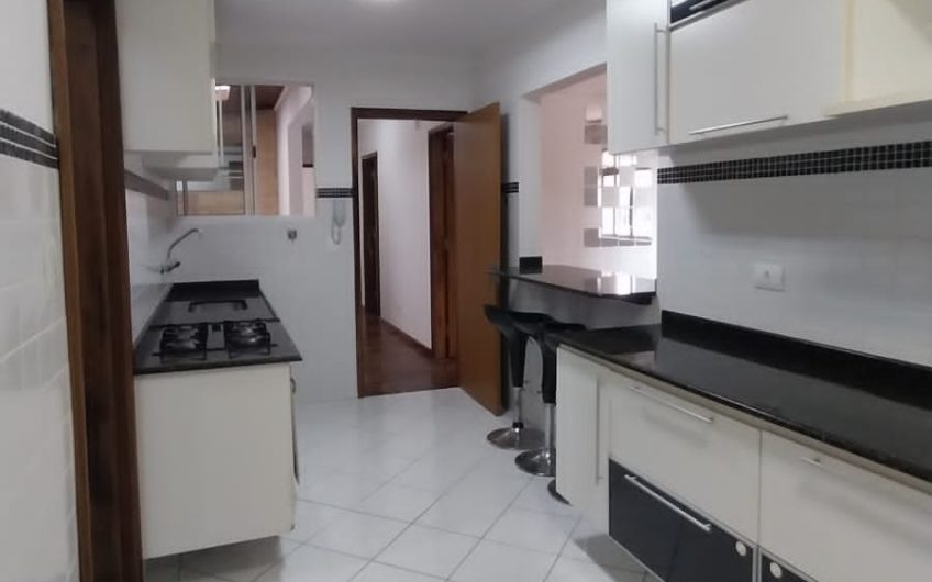 Apartamento para alugar possuí 105,80 M² com 3 dormitório no Cabral, Curitiba/PR