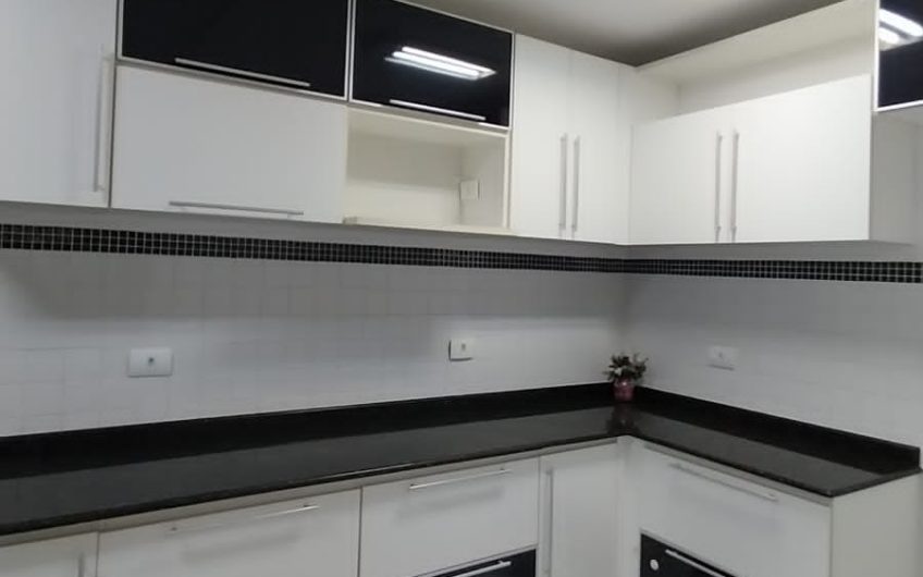 Apartamento para alugar possuí 105,80 M² com 3 dormitório no Cabral, Curitiba/PR