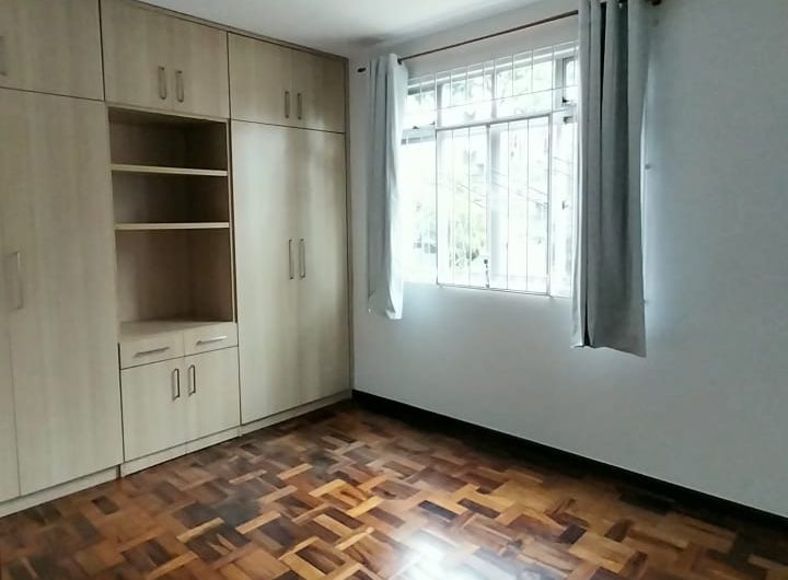 Apartamento para alugar possuí 105,80 M² com 3 dormitório no Cabral, Curitiba/PR