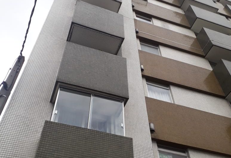 Apartamento para alugar possuí 52,80 M² com 01 dormitório no Centro de Curitiba/PR