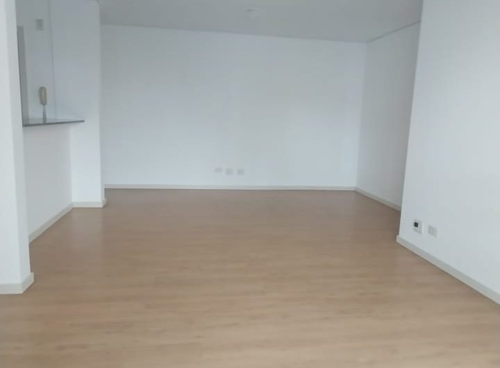 APARTAMENTO PARA ALUGAR POSSUÍ 164,00 m² COM 03 DORMITÓRIOS NO CENTRO, CURITIBA/PR