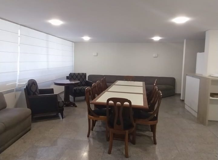 Apartamento para alugar possuí 86,10 M² com 02 dormitórios no Água Verde, Curitiba/PR