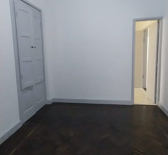 Apartamento para alugar possuí 114,00 M² com 02 dormitório no Centro de Curitiba/PR