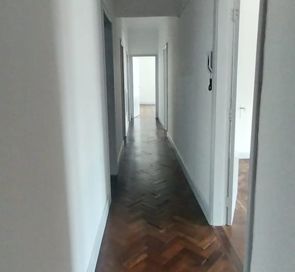 Apartamento para alugar possuí 114,00 M² com 02 dormitório no Centro de Curitiba/PR